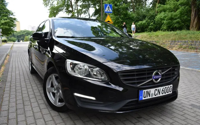 volvo v60 szprotawa Volvo V60 cena 55900 przebieg: 149200, rok produkcji 2015 z Szprotawa